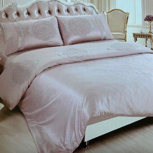 DANTELA VITA BEDDING: flat sheet, duvet cover, 2 pillowcases made in Turkey